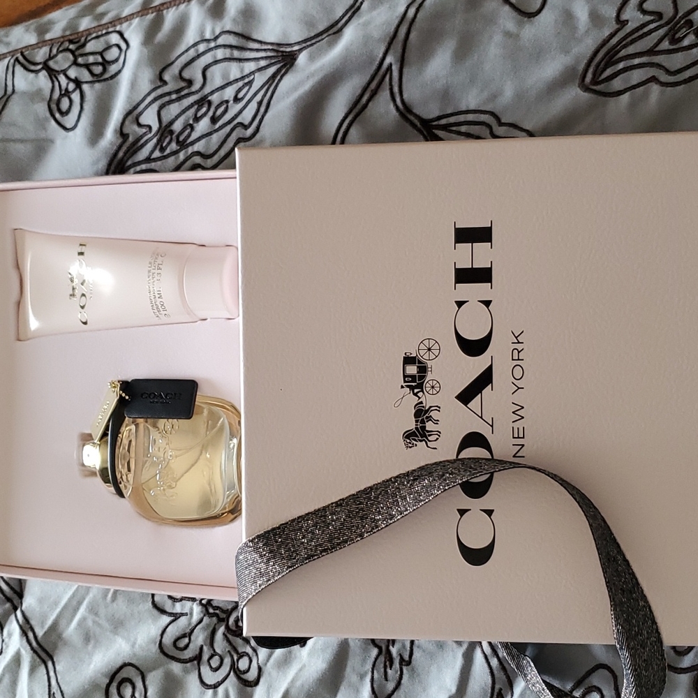 Coach perfume gift set